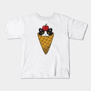 Cat eating ice cream Kids T-Shirt